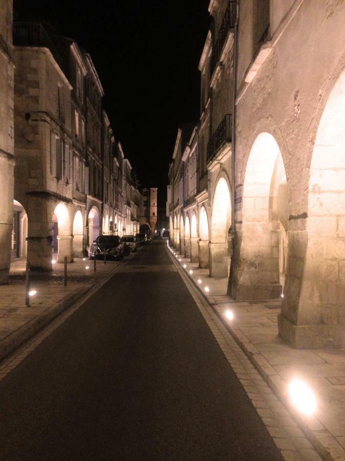 L'art Hyper Centre La Rochelle (Charente-Maritime)
